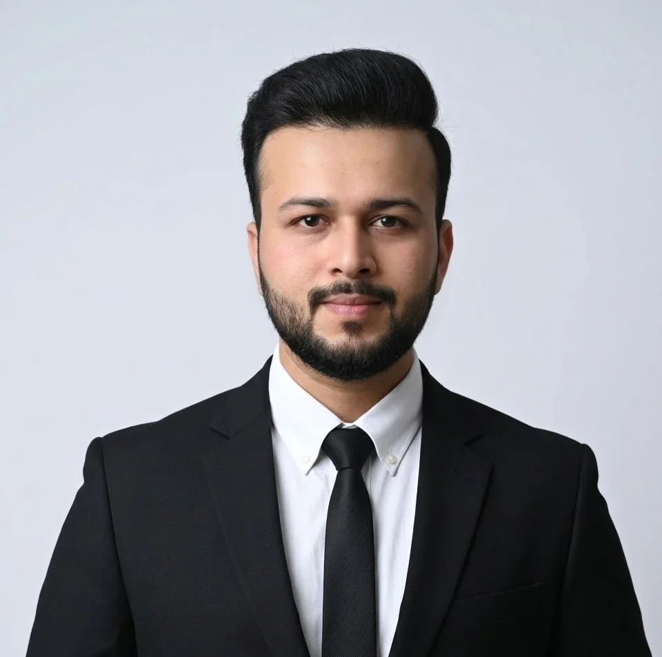 Mr. Prateek Vashistha